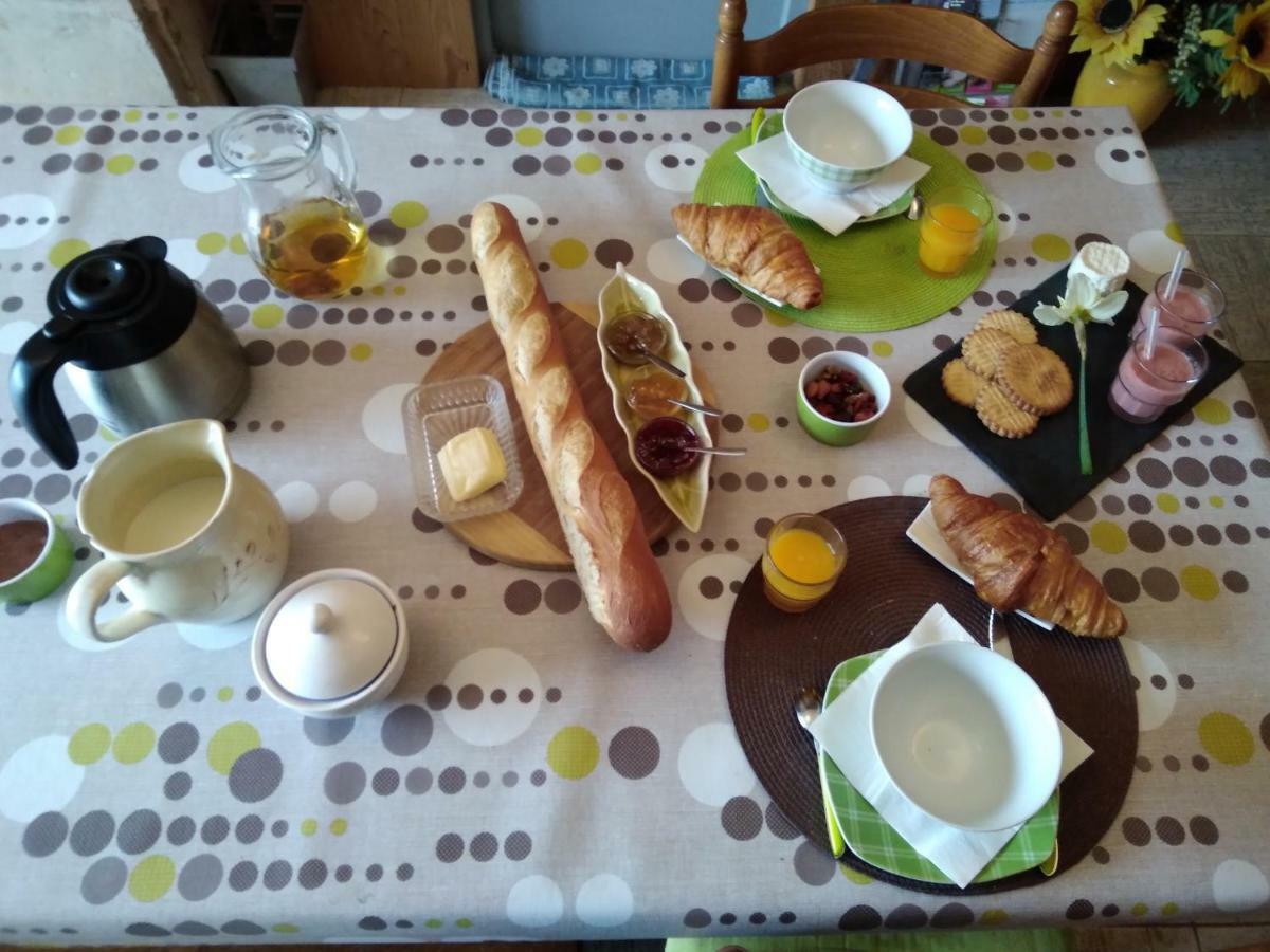 Bed and Breakfast Les Tourterelles Chabournay Exteriér fotografie