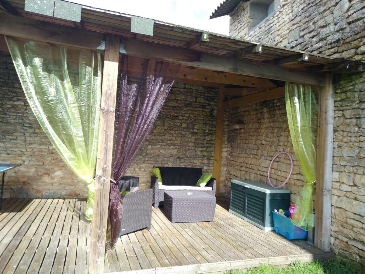 Bed and Breakfast Les Tourterelles Chabournay Exteriér fotografie